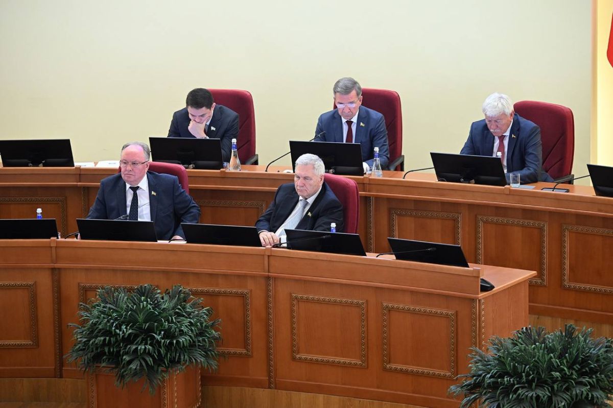 #35_е_заседание. Депутаты утвердили примерную программу законодательной и нормотворческой деятельности Законодательного Собрания Ростовской области на второе полугодие 2026 года