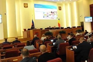 Донские депутаты намерены помочь с оформлением документов желающим восстановить родительские права