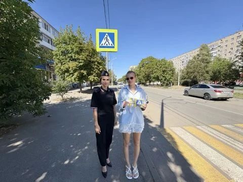 Правила дорожного движения напомнили жителям Волгодонска полицейские в рамках акции «Пешеход» Правила дорожного движения напомнили жителям Волгодонска полицейские в рамках акции «Пешеход»