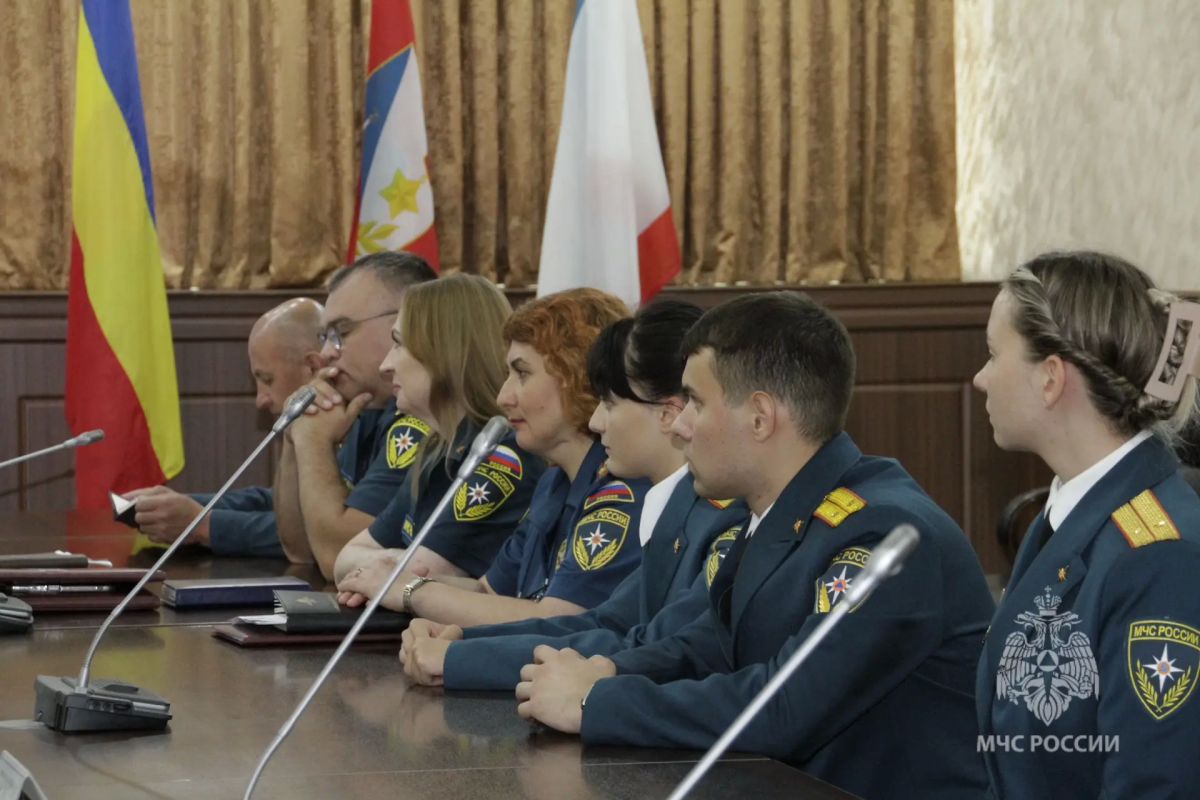 Молодые лейтенанты пополнили ряды Донского МЧС Молодые лейтенанты пополнили ряды Донского МЧС