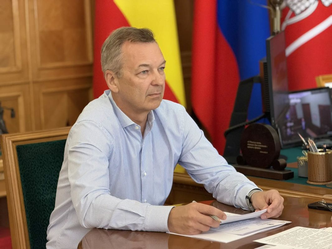 Александр Скрябин: Регулярно проводим рабочие встречи с заместителем Председателя Совфеда Андреем Владимировичем Яцкиным на которых всегда обсуждаем проблемы, требующие законодательной поддержки на федеральном уровне Александр Скрябин: Регулярно проводим рабочие встречи с заместителем Председателя Совфеда Андреем Владимировичем Яцкиным на которых всегда обсуждаем проблемы, требующие законодательной поддержки на федеральном уровне