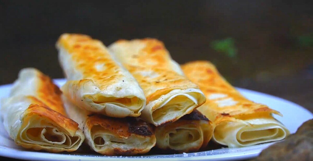 Утренние сырные трубочки из лаваша за 10 минут