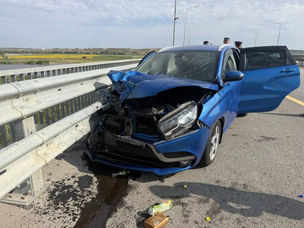 Водитель погиб после страшного ДТП на трассе М-4 «Дон» под Ростовом: двигатель вырвало из машины Водитель погиб после страшного ДТП на трассе М-4 «Дон» под Ростовом: двигатель вырвало из машины