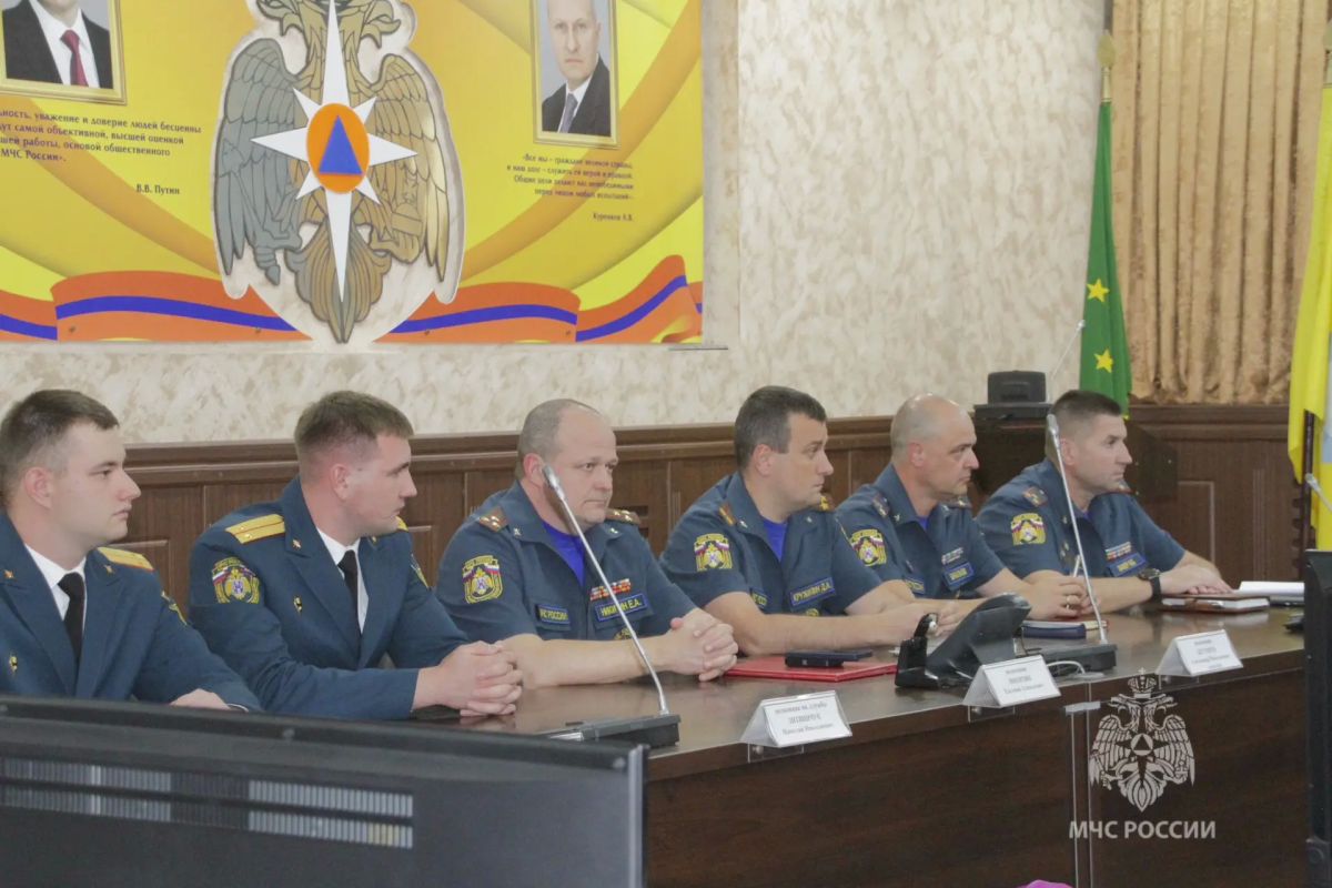 Молодые лейтенанты пополнили ряды Донского МЧС Молодые лейтенанты пополнили ряды Донского МЧС