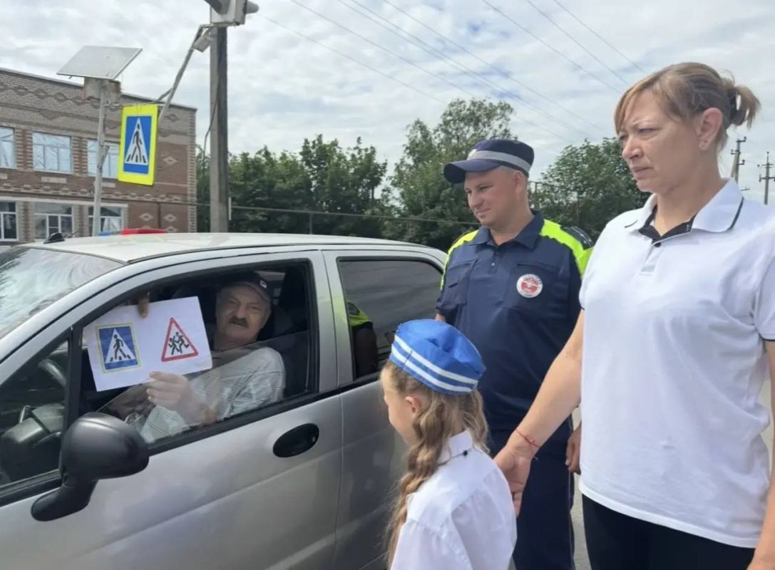 Лето, дети, безопасность: Госавтоинспекция в гостях у "Сказки" Лето, дети, безопасность: Госавтоинспекция в гостях у "Сказки"