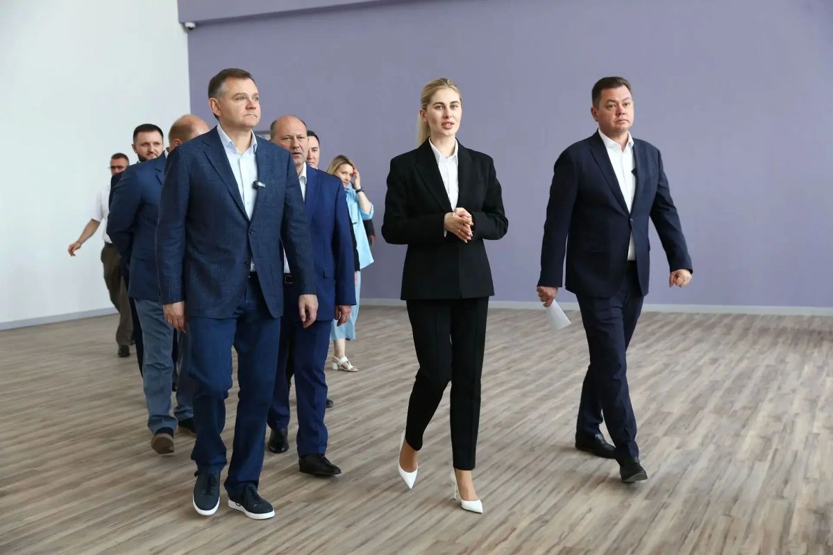 Александр Скрябин: В преддверии Дня строителя особенно приятно рассказывать о красивых и общественно-значимых проектах, которые реализуют люди этой благородной профессии Александр Скрябин: В преддверии Дня строителя особенно приятно рассказывать о красивых и общественно-значимых проектах, которые реализуют люди этой благородной профессии