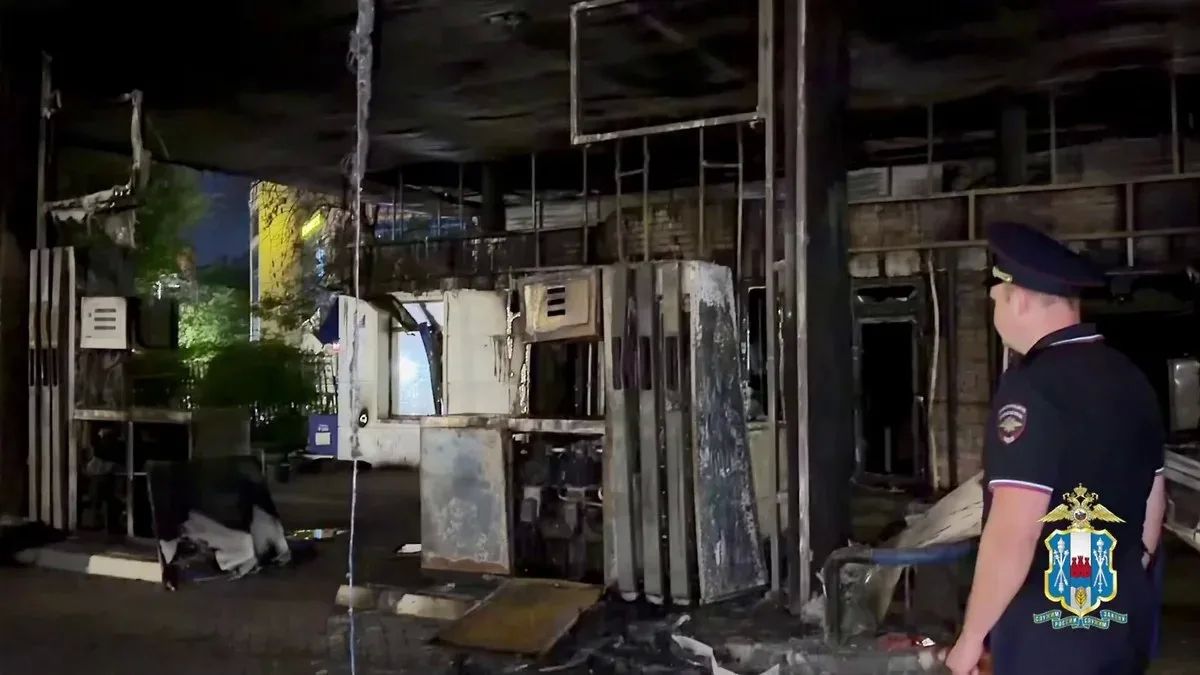 В Ростове задержали подозреваемого в поджоге АЗС и автомобилей