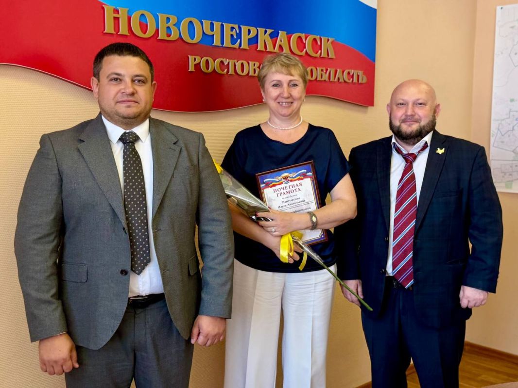 В администрации города Новочеркасска прошло торжественное мероприятие, посвящённое чествованию работников строительной отрасли в честь профессионального праздника В администрации города Новочеркасска прошло торжественное мероприятие, посвящённое чествованию работников строительной отрасли в честь профессионального праздника
