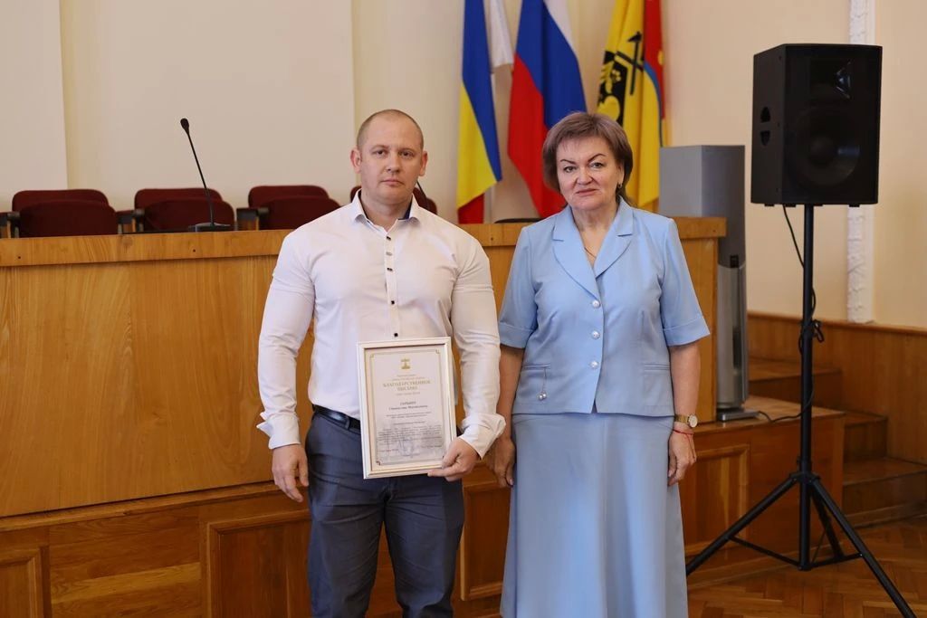 Поздравляем строителей с наступающим профессиональным праздником! Поздравляем строителей с наступающим профессиональным праздником!