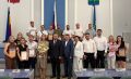 В преддверии Дня строителя поздравил представителей строительной отрасли Батайска с профессиональным праздником и вручил награды специалистам, чей труд вносит вклад в развитие нашего города