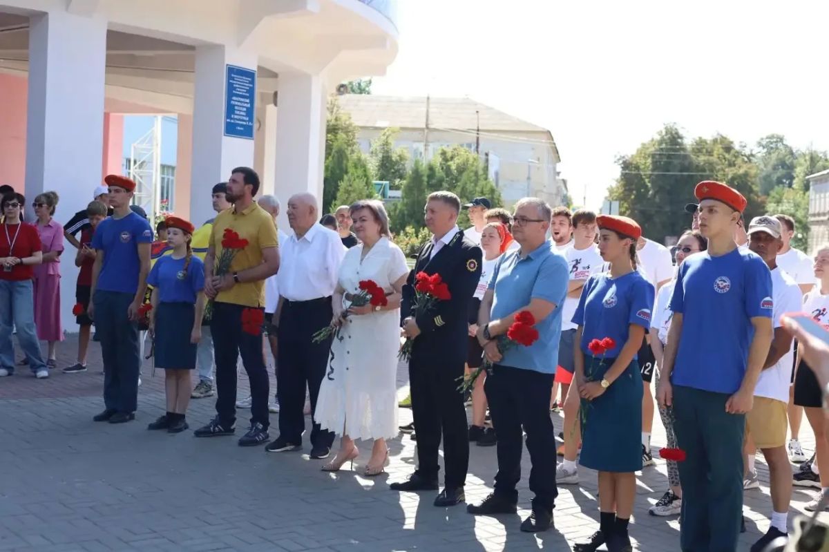 Город Шахты отметил День физкультурника Всероссийским стартом «Шахтерское братство Город Шахты отметил День физкультурника Всероссийским стартом «Шахтерское братство