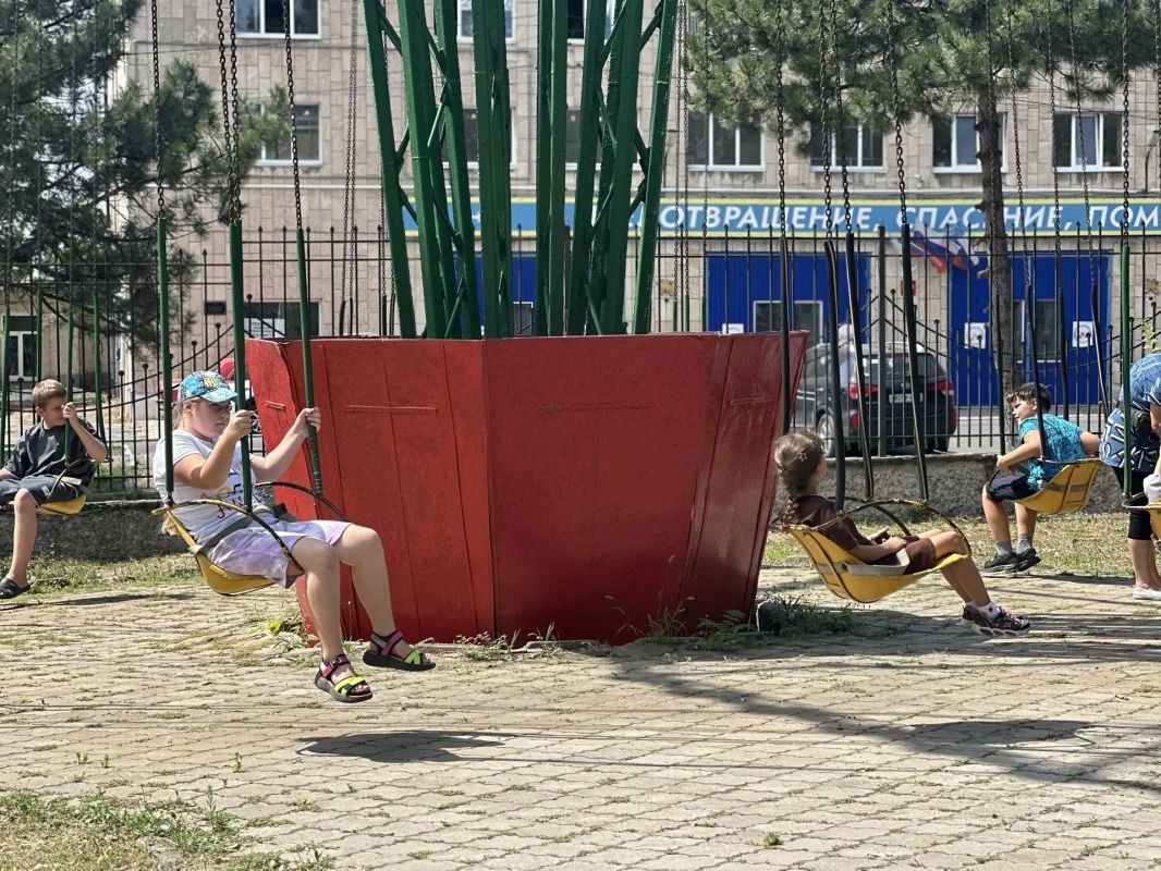 В Новочеркасске свой 9-й день рождения отметил клуб родителей особенных детей «Радуга добра» В Новочеркасске свой 9-й день рождения отметил клуб родителей особенных детей «Радуга добра»