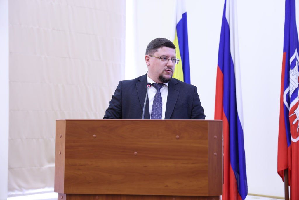 Облсуд оставил в силе приговор в 1,5 года колонии бывшему начальнику управления торговли Ростова-на-Дону