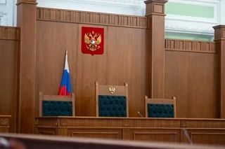 В Ростове заочно приговорили к 7 годам колонии мужчину, который в 90-е зарубил соперника двумя самодельными мечами