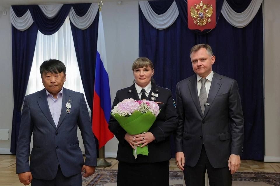 Подполковник юстиции стала мамой десяти детей и вместе с мужем получила орден «Родительской славы» Подполковник юстиции стала мамой десяти детей и вместе с мужем получила орден «Родительской славы»