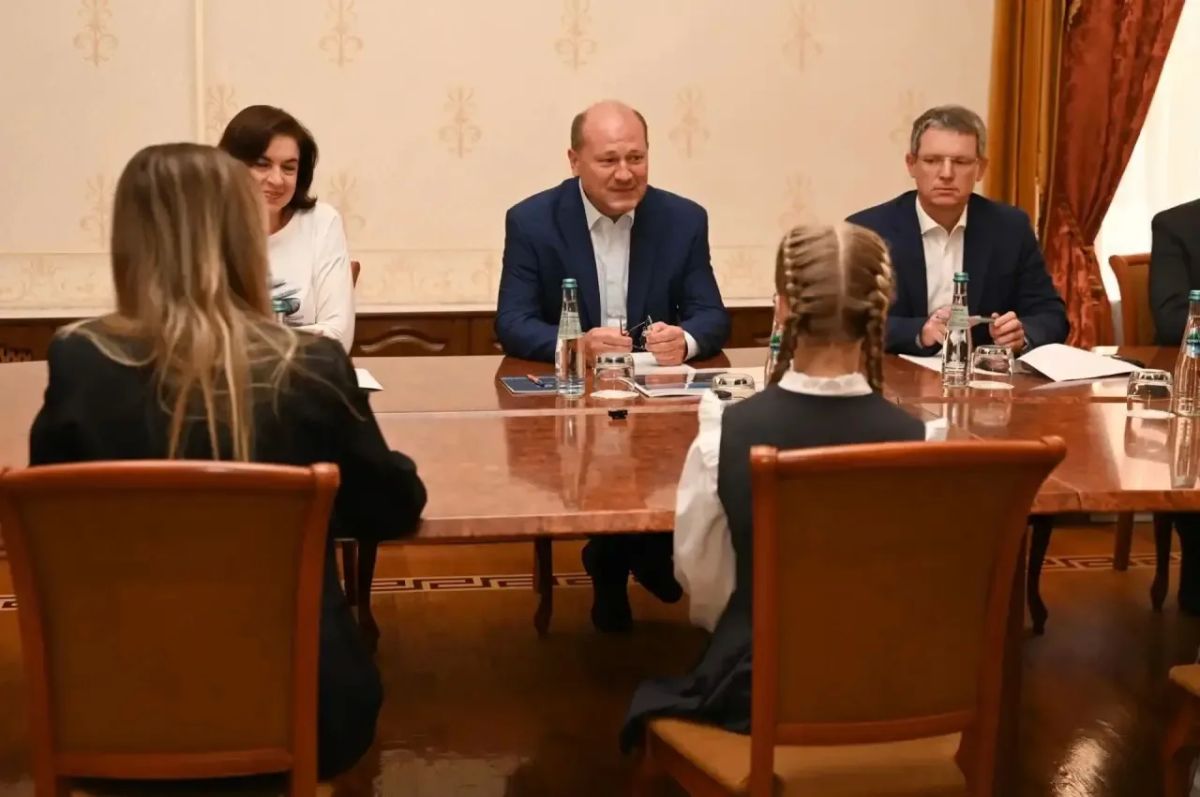 Александр Скрябин: Какой он, город мечты?. Ответ на этот вопрос в свои 8 лет твёрдо знает ученица школы № 53 им. Б. Н. Слюсаря Мария Цуран Александр Скрябин: Какой он, город мечты?. Ответ на этот вопрос в свои 8 лет твёрдо знает ученица школы № 53 им. Б. Н. Слюсаря Мария Цуран