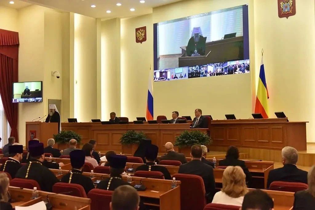 15 лет назад началось служение на донской земле Митрополита Ростовского и Новочеркасского Меркурия 15 лет назад началось служение на донской земле Митрополита Ростовского и Новочеркасского Меркурия
