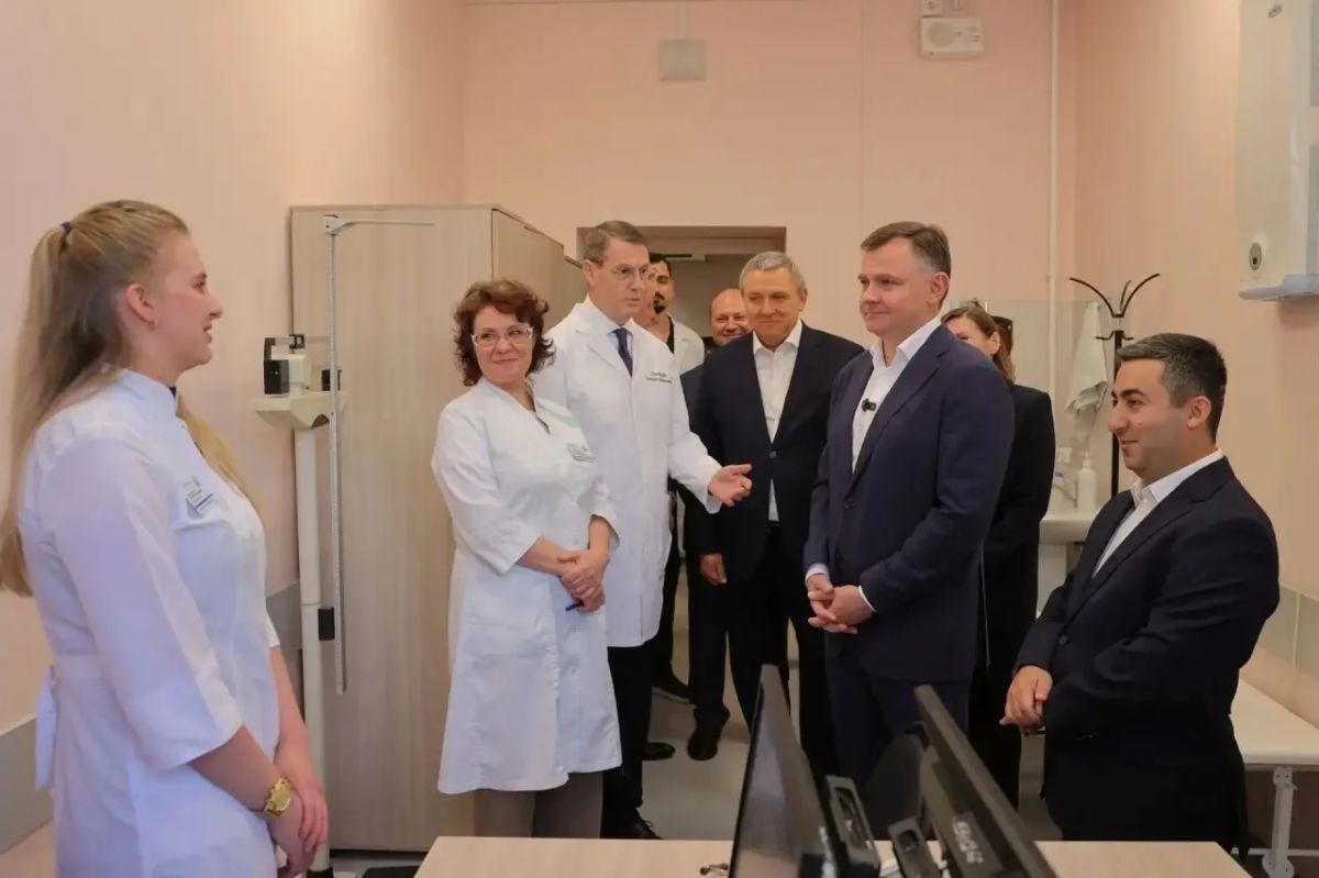 Юрий Слюсарь: Сегодня посмотрел на работу двух медицинских учреждений в Ростове - ЦГБ имени Н.А.Семашко и КДЦ «Здоровье» Юрий Слюсарь: Сегодня посмотрел на работу двух медицинских учреждений в Ростове - ЦГБ имени Н.А.Семашко и КДЦ «Здоровье»
