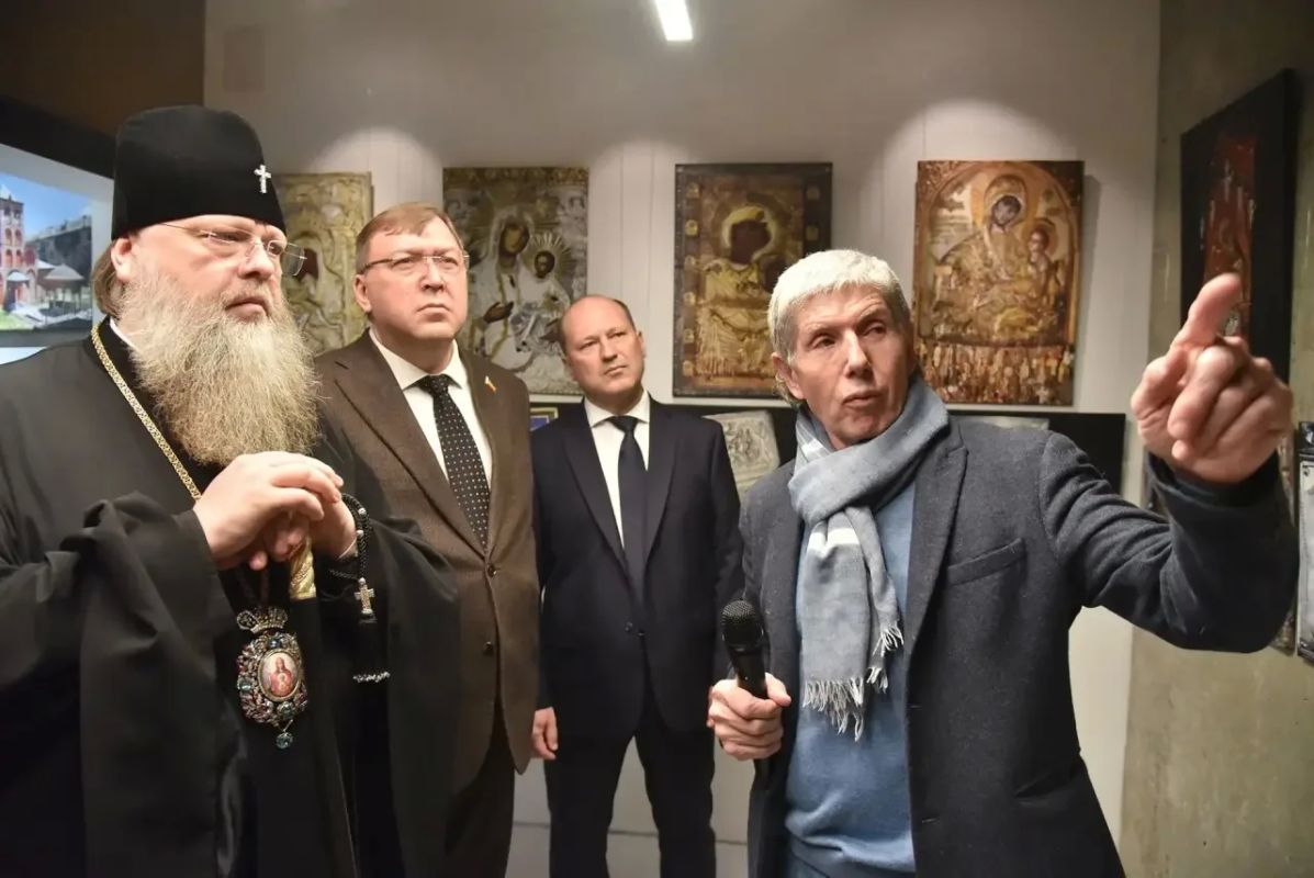 15 лет назад началось служение на донской земле Митрополита Ростовского и Новочеркасского Меркурия 15 лет назад началось служение на донской земле Митрополита Ростовского и Новочеркасского Меркурия
