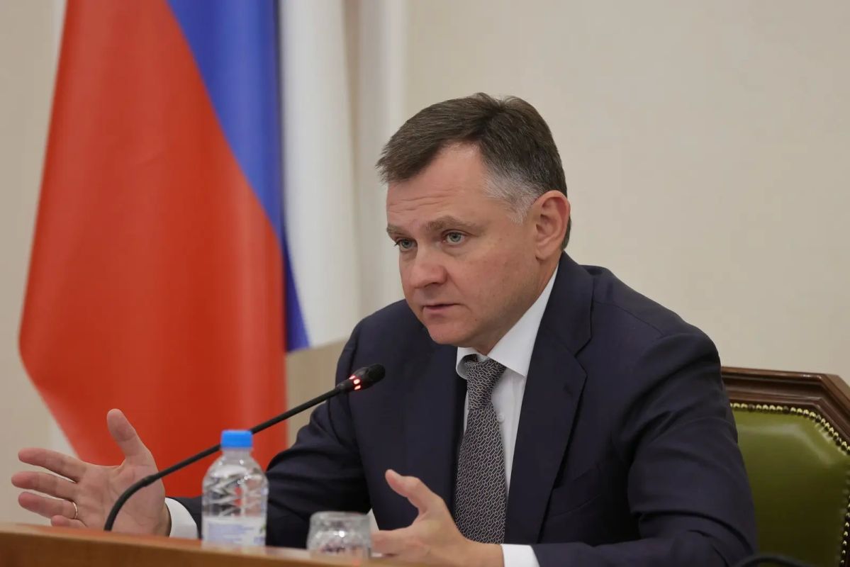 Губернатор Ростовской области Юрий Слюсарь на заседании Совета по проектному управлению при Губернаторе отметил научно технический потенциал Южно Российского государственного политехнического университета (НПИ) имени М. И.... Губернатор Ростовской области Юрий Слюсарь на заседании Совета по проектному управлению при Губернаторе отметил научно технический потенциал Южно Российского государственного политехнического университета (НПИ) имени М. И....