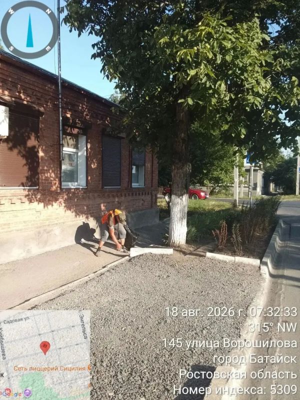 Уборка Батайска продолжается ежедневно Уборка Батайска продолжается ежедневно