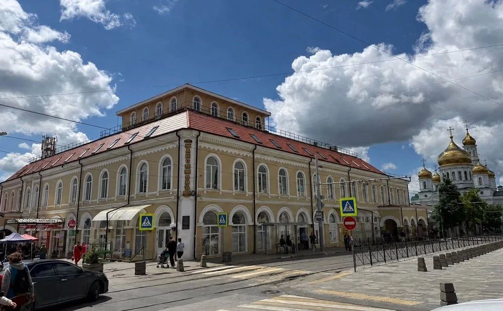 В центре Ростова на продажу выставили одну из старейших каменных построек города