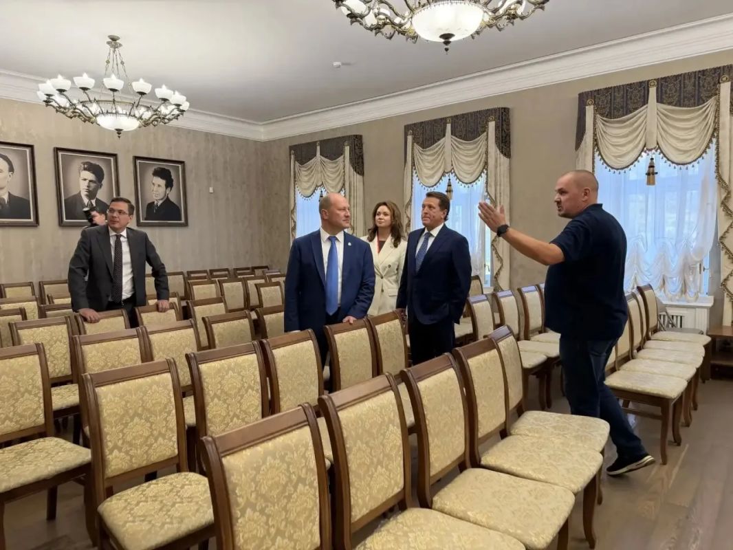 Александр Скрябин: Встретился с мэром Казани Ильсуром Раисовичем Метшиным Александр Скрябин: Встретился с мэром Казани Ильсуром Раисовичем Метшиным