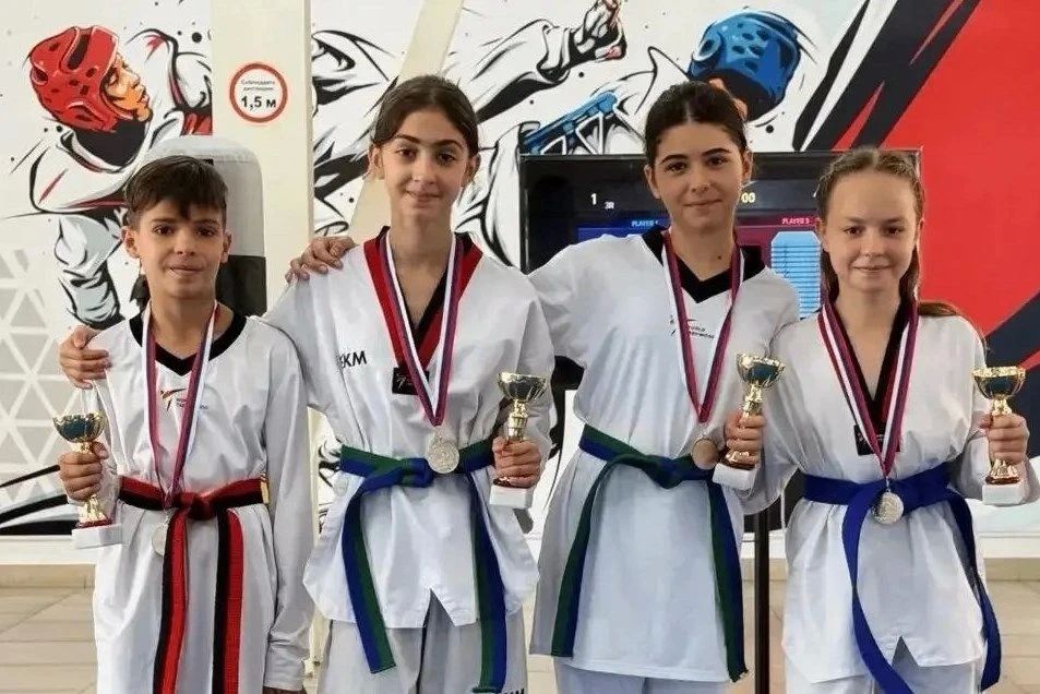 Воспитанники спортивного клуба «Черный тигр» показали свой уровень подготовки на соревнованиях по тхэквондо «Земита» Воспитанники спортивного клуба «Черный тигр» показали свой уровень подготовки на соревнованиях по тхэквондо «Земита»