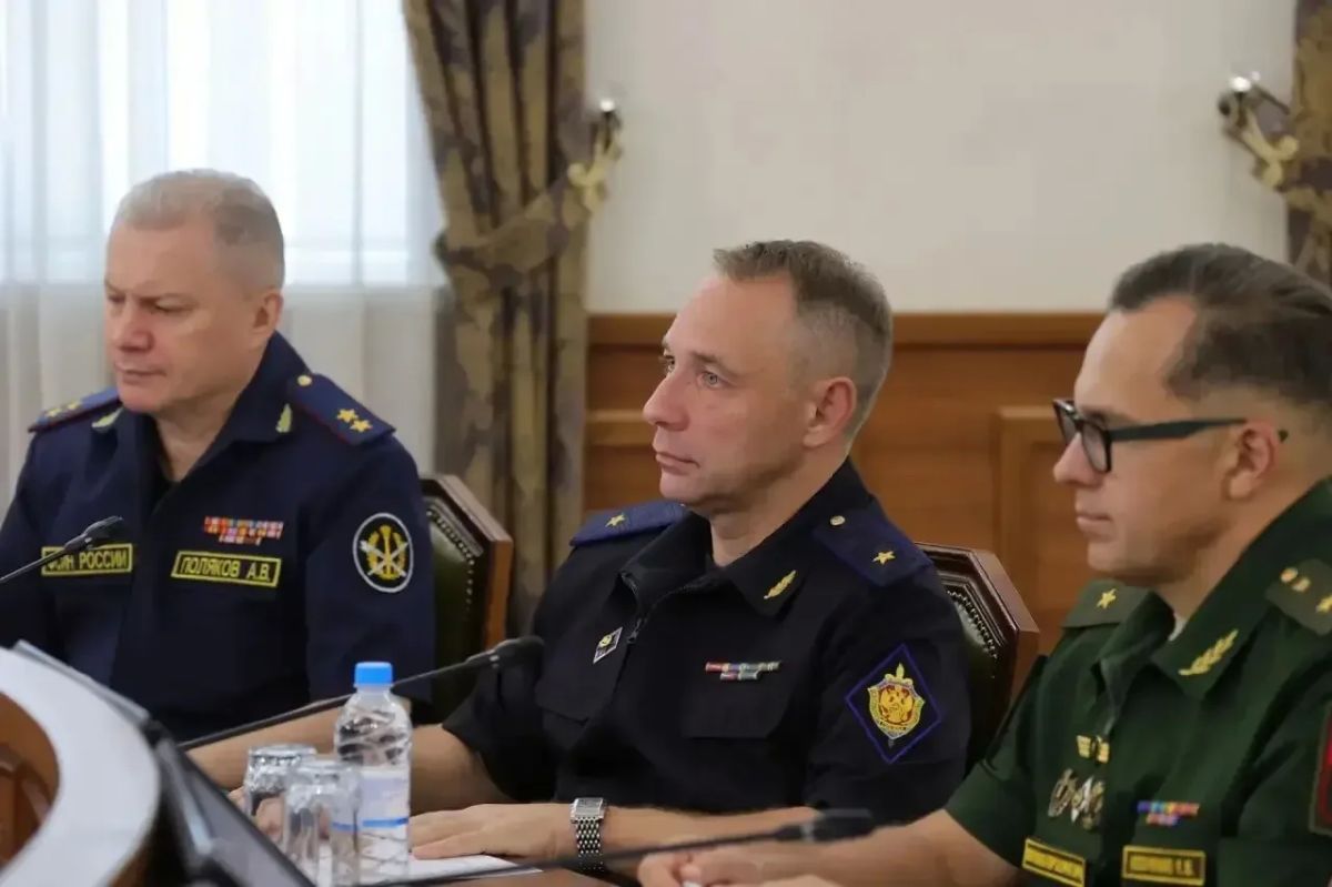 Юрий Слюсарь: Продолжаем подготовку к новому учебному году Юрий Слюсарь: Продолжаем подготовку к новому учебному году