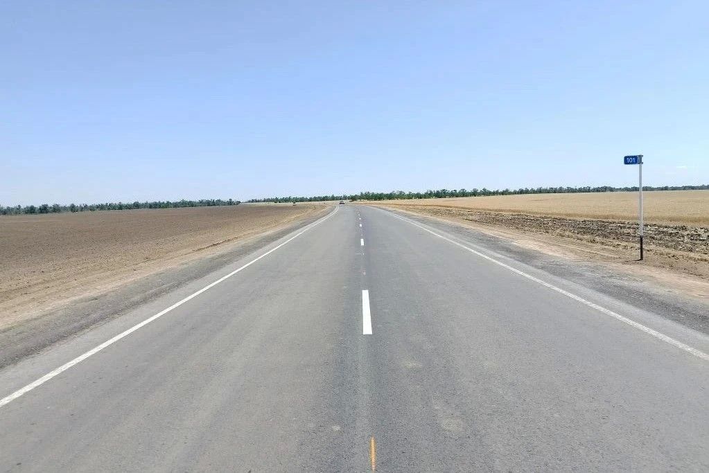 В Орловском районе завершили ремонт дороги, соединяющей Семикаракорск со слободой Большая Мартыновка и посёлком Красноармейским