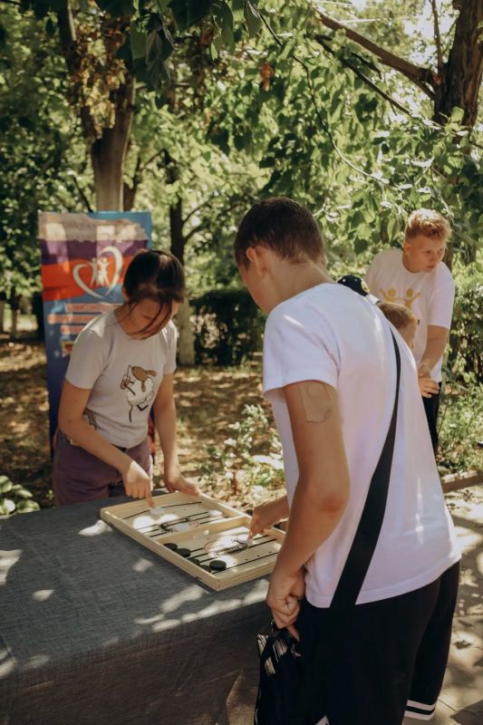 В Новочеркасске прошла серия профилактических мероприятий «Безопасные каникулы» В Новочеркасске прошла серия профилактических мероприятий «Безопасные каникулы»