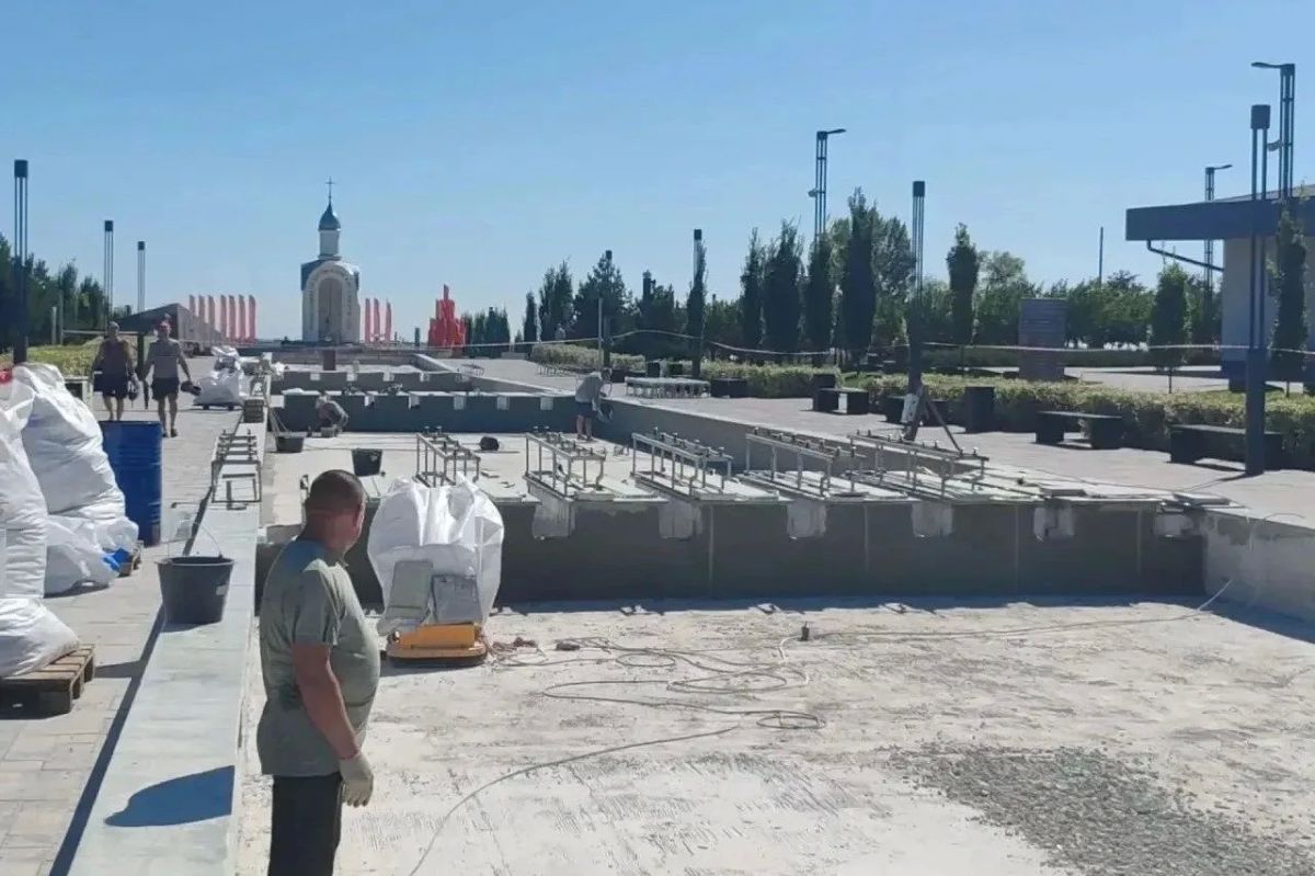 Памятник солдату на "Самбекских высотах" в Ростовской области восстановили после атаки ВСУ, сообщили в правительстве региона Памятник солдату на "Самбекских высотах" в Ростовской области восстановили после атаки ВСУ, сообщили в правительстве региона
