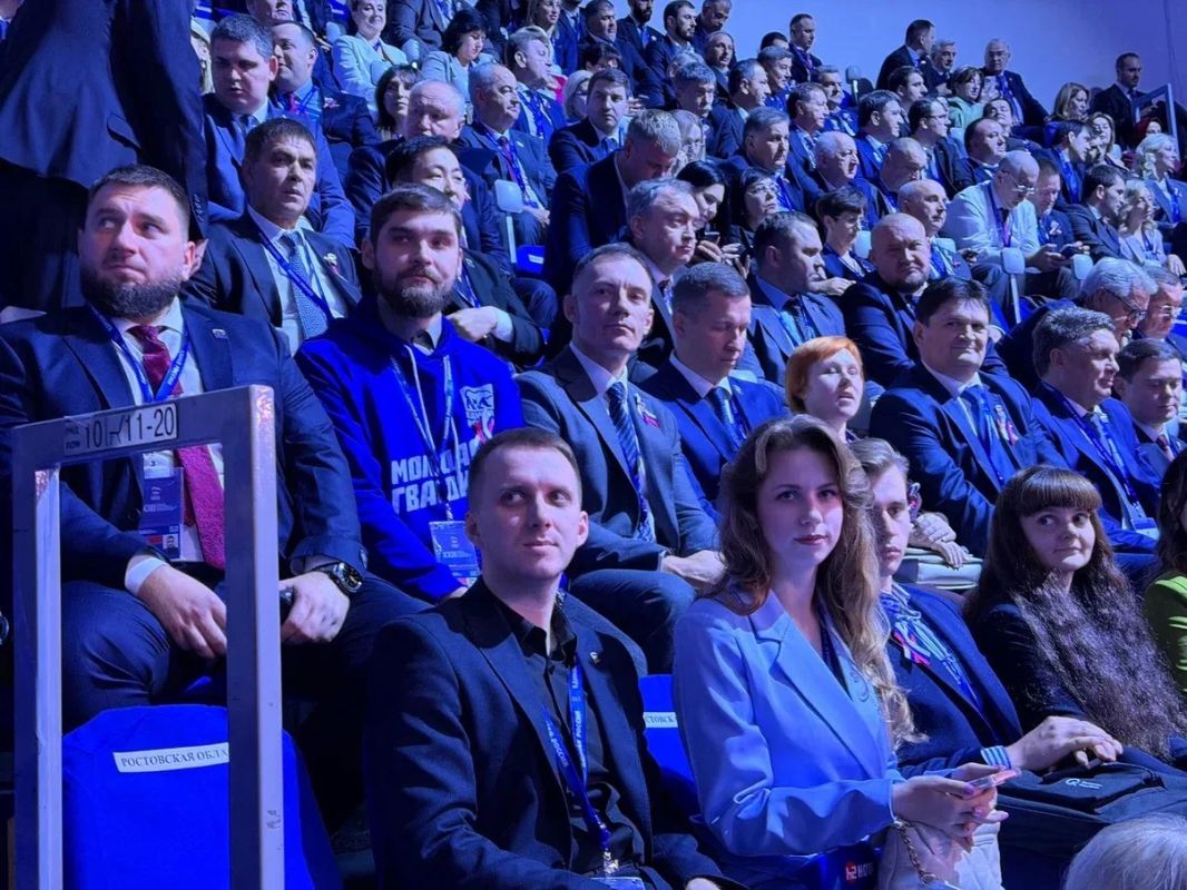Донская делегация сегодня участвовала в работе съезда «Единой России» Донская делегация сегодня участвовала в работе съезда «Единой России»