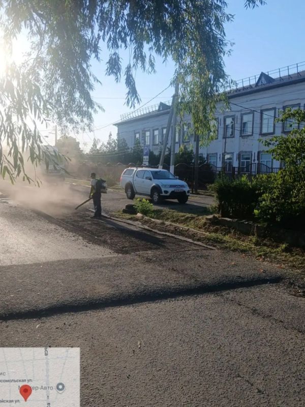 В Батайске продолжается ямочный ремонт дорог В Батайске продолжается ямочный ремонт дорог