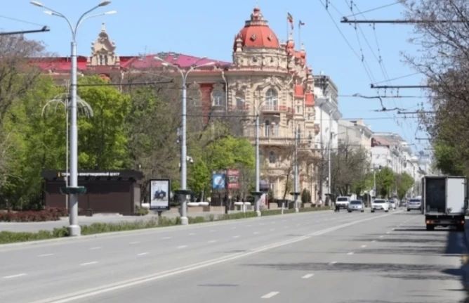 Ремонт лифтов на Ворошиловском мосту в Ростове завершён