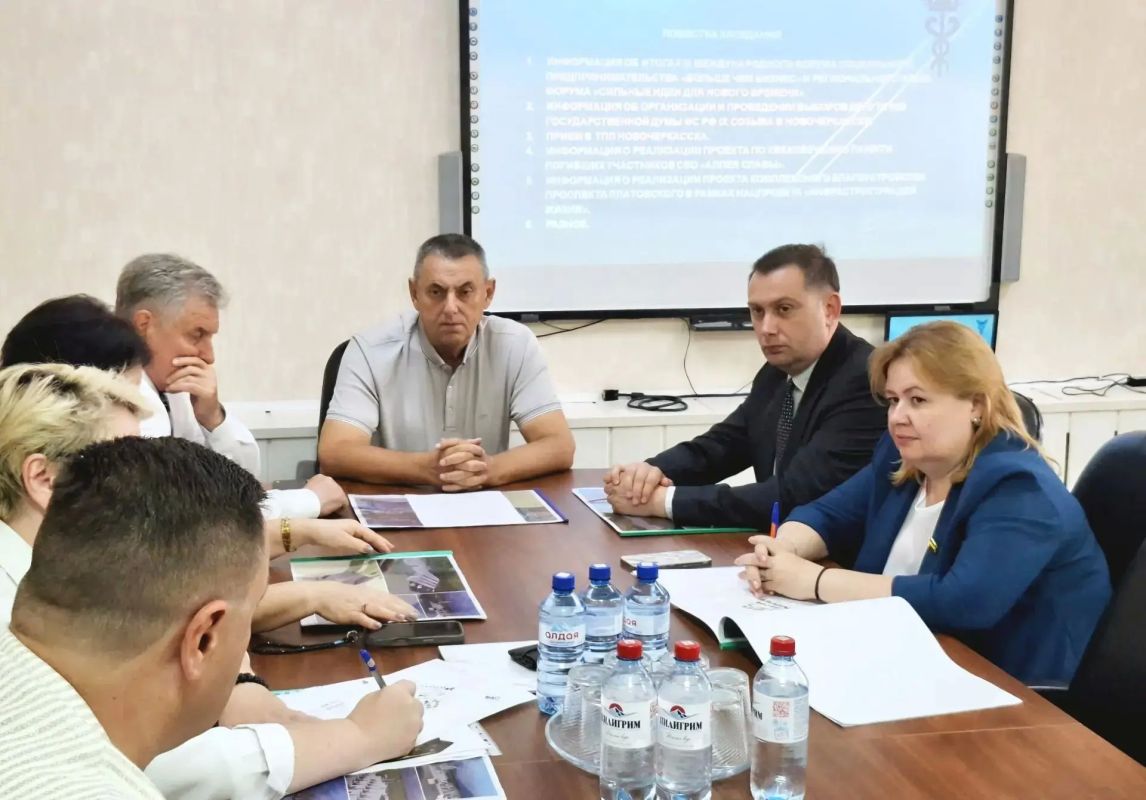 Принял участие в расширенном заседании Совета Торговопромышленной палаты города - это уже четвёртое заседание в текущем году Принял участие в расширенном заседании Совета Торговопромышленной палаты города - это уже четвёртое заседание в текущем году