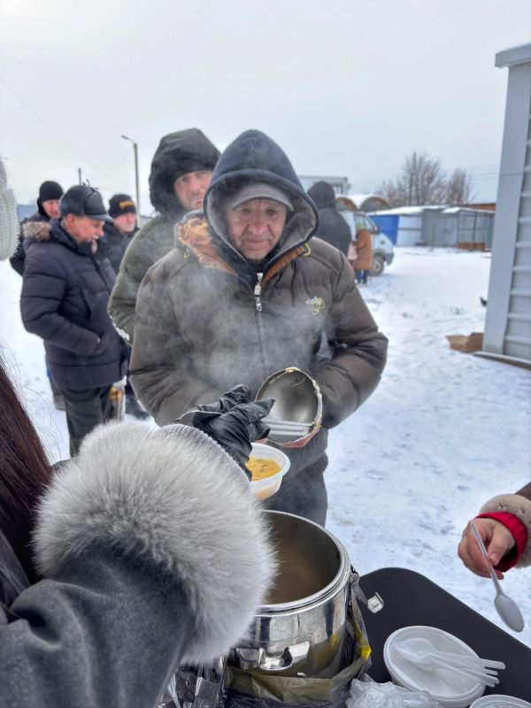 «Столовая под открытым небом» в Шахтах «Столовая под открытым небом» в Шахтах