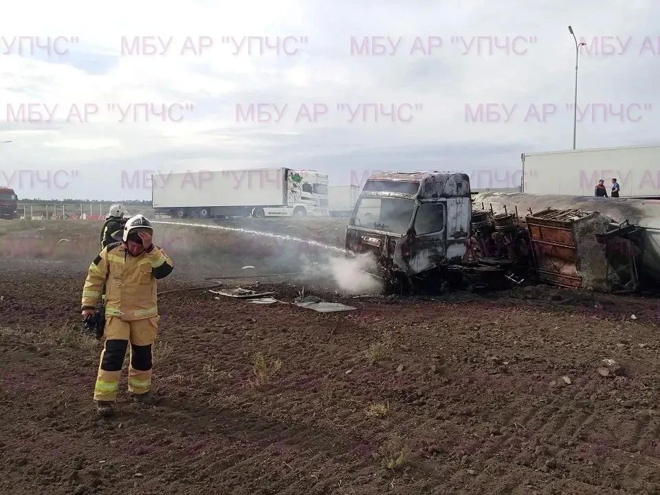 Женщина пострадала при столкновении с газовозом на Северном обходе Ростова Женщина пострадала при столкновении с газовозом на Северном обходе Ростова