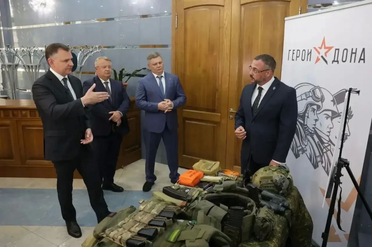 Юрий Слюсарь: Сегодня вручили дипломы выпускникам проекта «Герои Дона» Юрий Слюсарь: Сегодня вручили дипломы выпускникам проекта «Герои Дона»