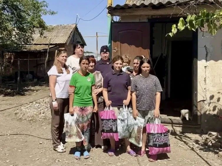 «Помоги пойти учиться»: полицейские из Егорлыкского района присоединились к акции