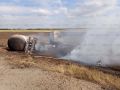 Газовоз попал в ДТП с легковым автомобилем в Ростовской области