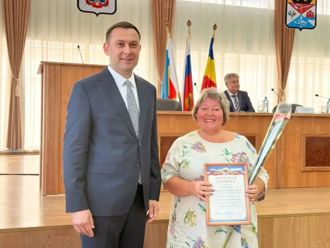 26 августа в Большом зале городской Думы прошла ежегодная педагогическая конференция, посвящённая началу нового учебного года 26 августа в Большом зале городской Думы прошла ежегодная педагогическая конференция, посвящённая началу нового учебного года