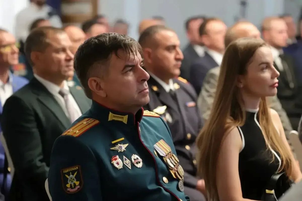 Юрий Слюсарь: Сегодня вручили дипломы выпускникам проекта «Герои Дона» Юрий Слюсарь: Сегодня вручили дипломы выпускникам проекта «Герои Дона»