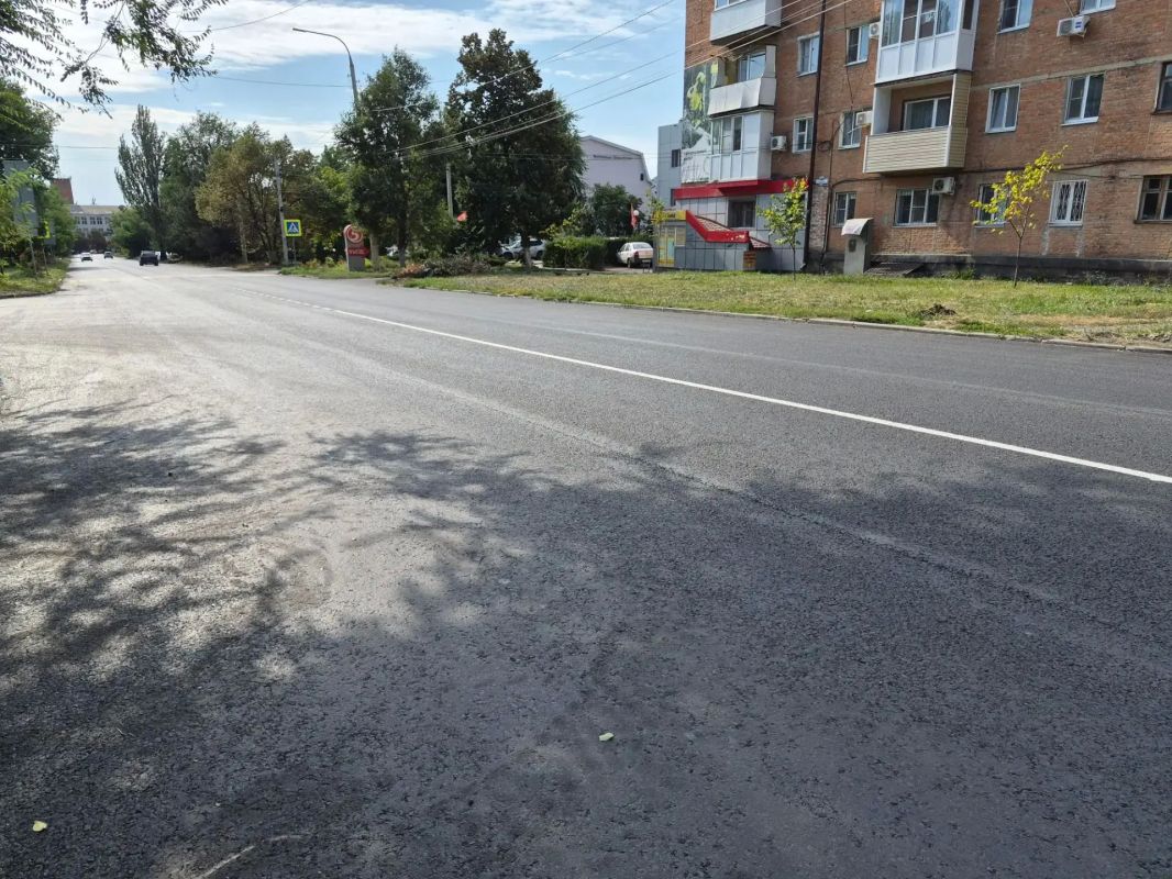 В Шахтах завершен ремонт дороги на улице Садовой В Шахтах завершен ремонт дороги на улице Садовой