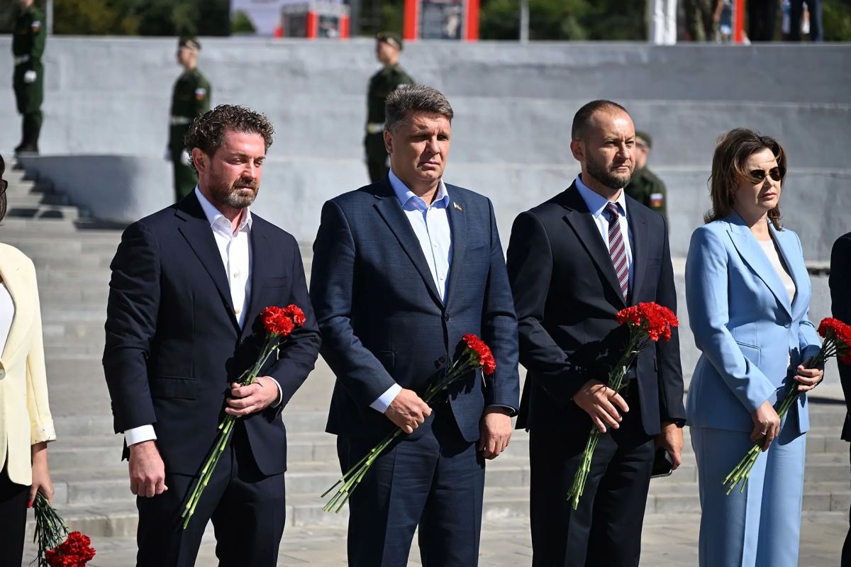 В День освобождения Ростовской области от немецко-фашистских В День освобождения Ростовской области от немецко-фашистских
