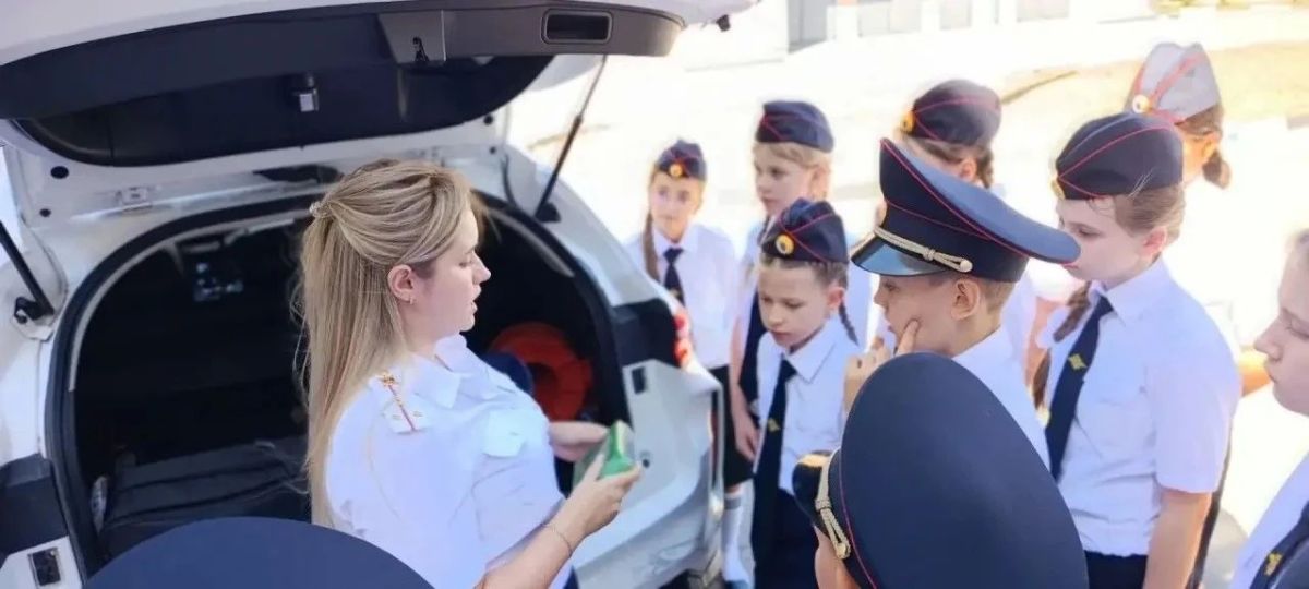 Руководители полиции Дона провели «Разговор о важном» в более чем 150 школах Ростовской области Руководители полиции Дона провели «Разговор о важном» в более чем 150 школах Ростовской области