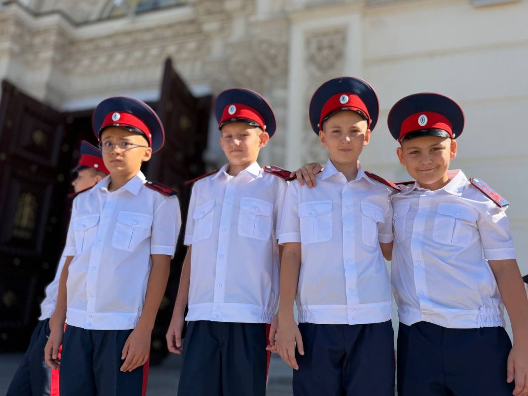 В Донском императоре Александра III казачьем кадетском корпусе стартовал 2026–2027 учебный год В Донском императоре Александра III казачьем кадетском корпусе стартовал 2026–2027 учебный год