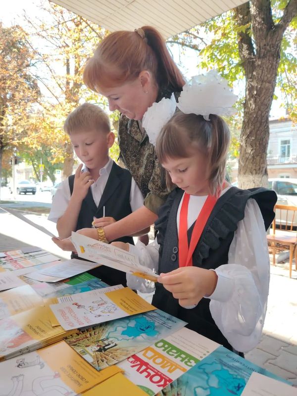 В рамках подпрограммы «Создание условий формирования комфортной среды в городе Новочеркасске» Администрация города совместно с ведомственными службами и просветительскими организациями реализует цикл мероприятий, призванных... В рамках подпрограммы «Создание условий формирования комфортной среды в городе Новочеркасске» Администрация города совместно с ведомственными службами и просветительскими организациями реализует цикл мероприятий, призванных...