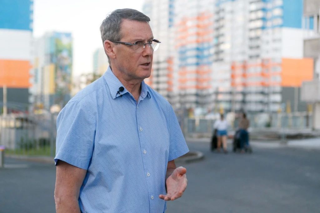 Дмитрий Сизякин и на проблемы города смотрит как врач Дмитрий Сизякин и на проблемы города смотрит как врач
