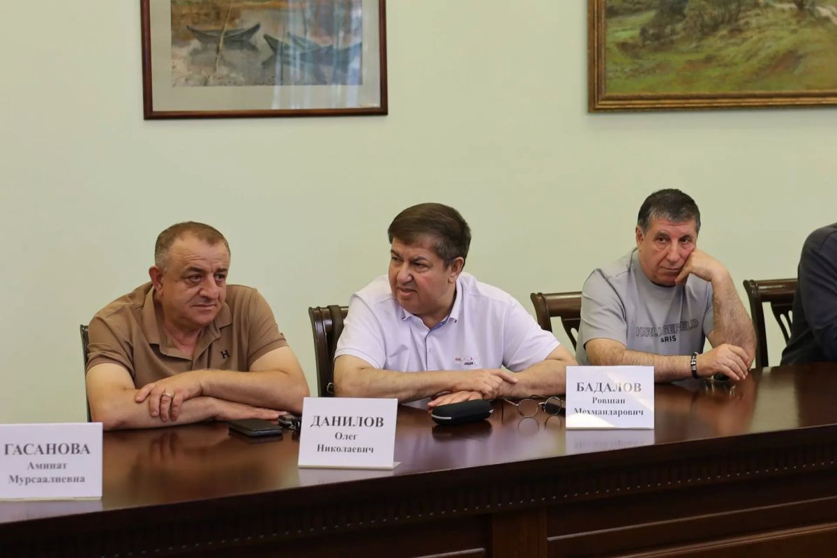 В Шахтах обсудили вопросы межнационального согласия в Год единства народов России В Шахтах обсудили вопросы межнационального согласия в Год единства народов России